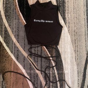 living the moment crop top